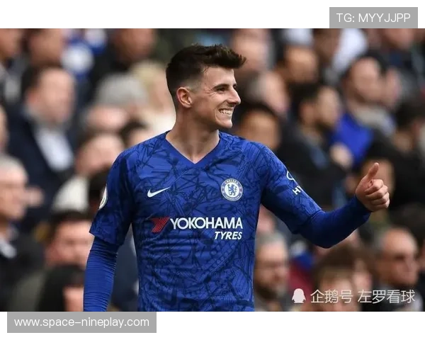 跑动如猴灵活迅速的足球天才全方位解析